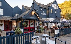 Avon Causeway Hotel